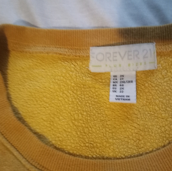 Sweater - Picture 2 of 2